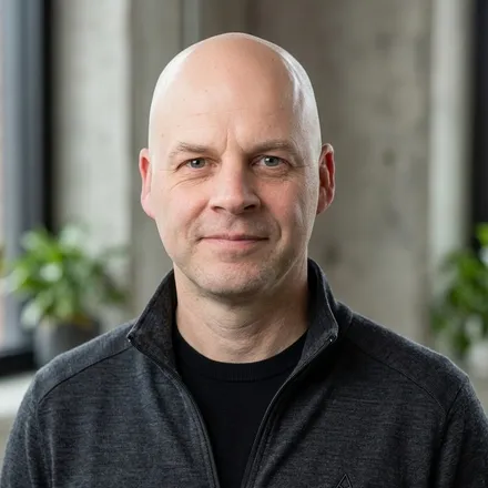 James Winter, Salesforce Platform Architect and author of JamForce.
